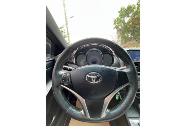 2016 Toyota Yaris S版1.5  第6張相片