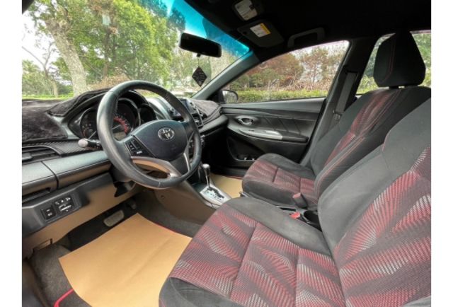 2016 Toyota Yaris S版1.5  第14張相片