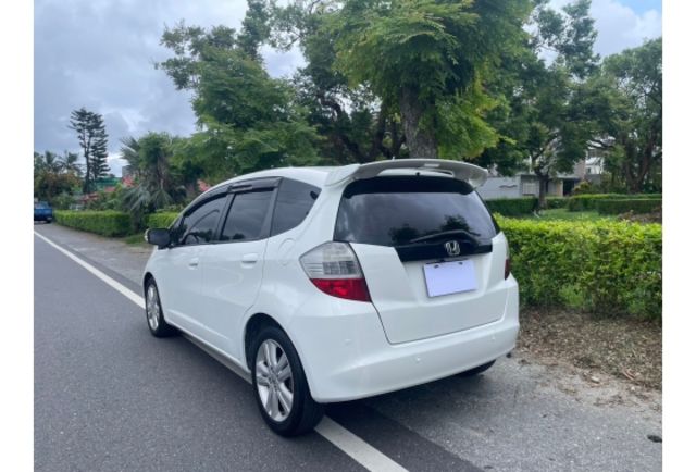 2010 HONDA FIT -VTI-S  第3張相片