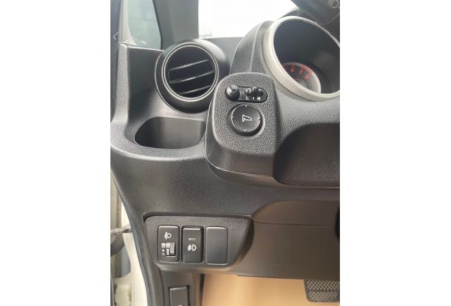 2010 HONDA FIT -VTI-S  第5張相片