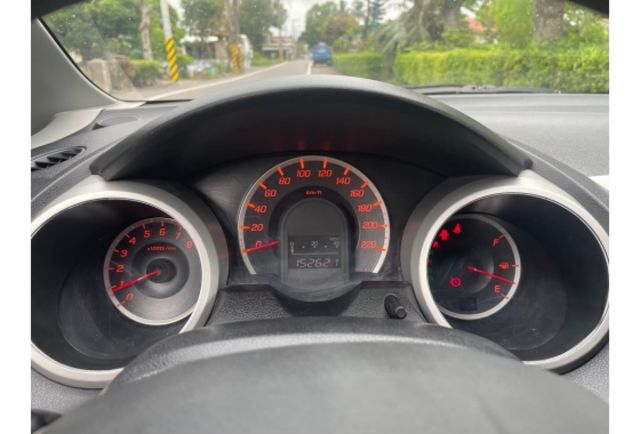 2010 HONDA FIT -VTI-S  第6張相片