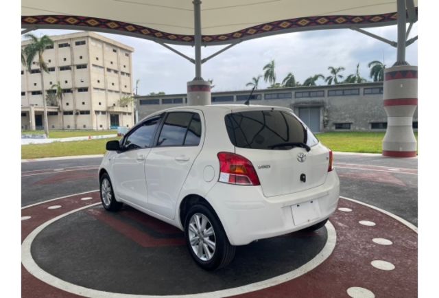 2012 toyota yaris g版  第3張相片