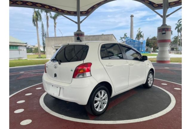 2012 toyota yaris g版  第4張相片
