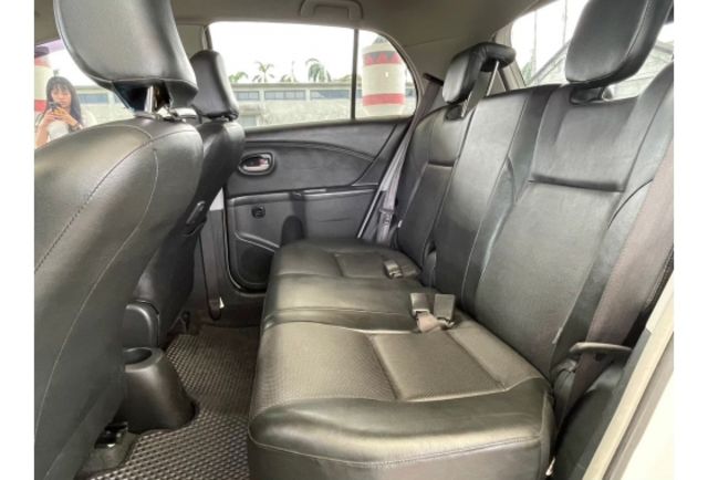 2012 toyota yaris g版  第11張相片
