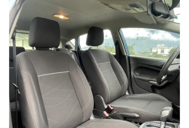 2014 FORD FIRSTA  第5張相片