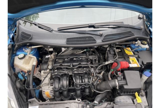 2014 FORD FIRSTA  第13張相片