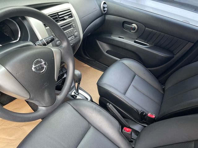 NISSAN日產 LIVINA  第9張相片