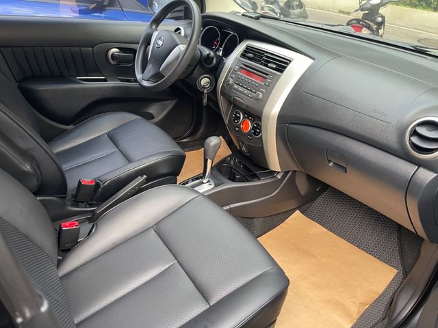 NISSAN日產 LIVINA  第11張相片