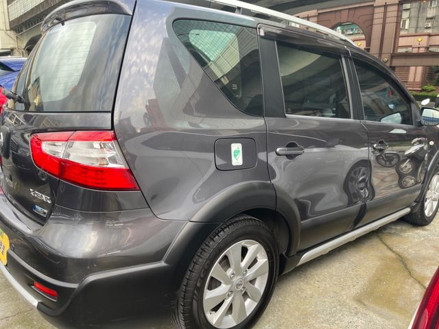 NISSAN日產 LIVINA  第14張相片