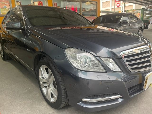 M-BENZ賓士 E250  第2張相片