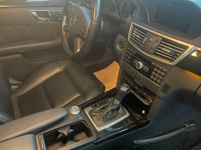 M-BENZ賓士 E250  第3張相片