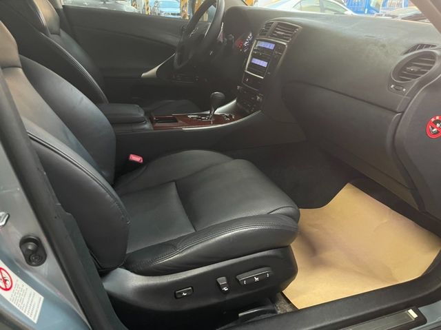 LEXUS凌志 IS250  第13張相片