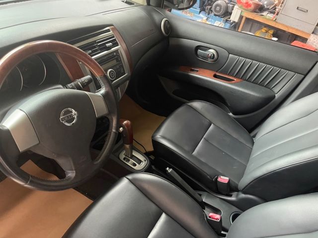 NISSAN日產 LIVINA  第3張相片