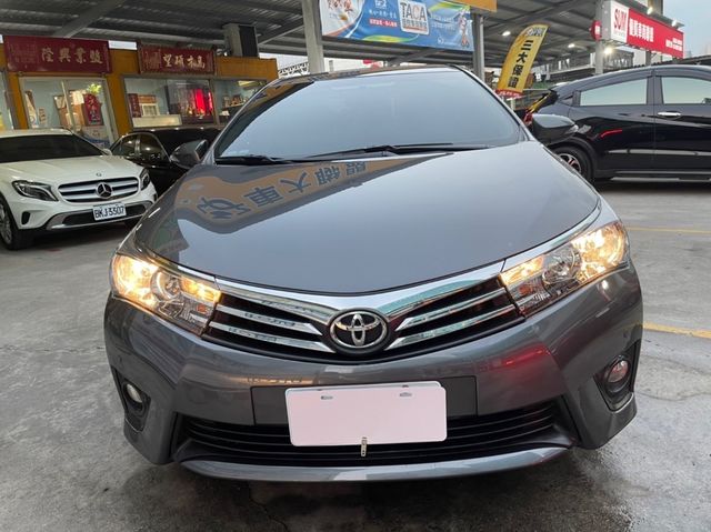TOYOTA豐田 ALTIS  第2張相片