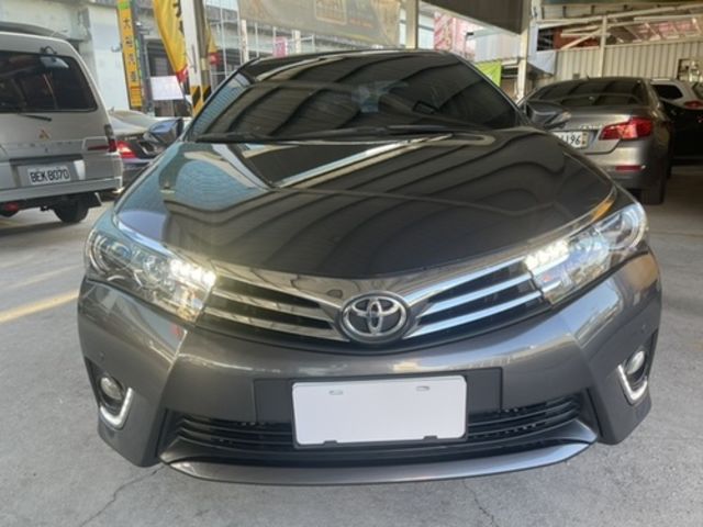 TOYOTA豐田 ALTIS  第3張相片