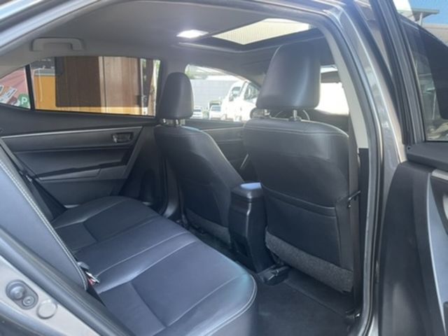 TOYOTA豐田 ALTIS  第4張相片