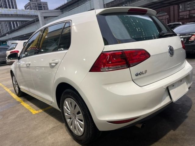 VOLKSWAGEN福斯 GOLF  第6張相片