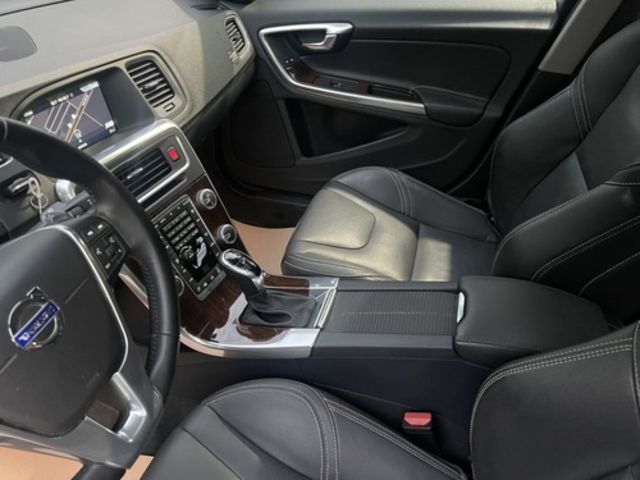 VOLVO富豪 S60  第10張相片