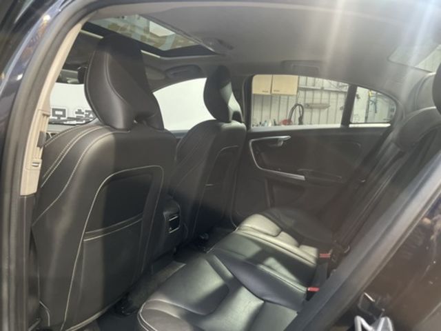 VOLVO富豪 S60  第15張相片