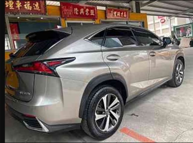 LEXUS凌志 NX300H  第4張相片