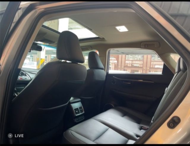 LEXUS凌志 NX300H  第12張相片