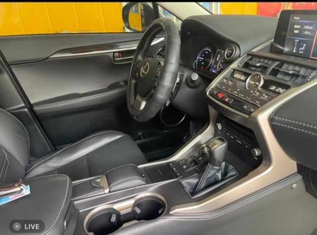 LEXUS凌志 NX300H  第17張相片