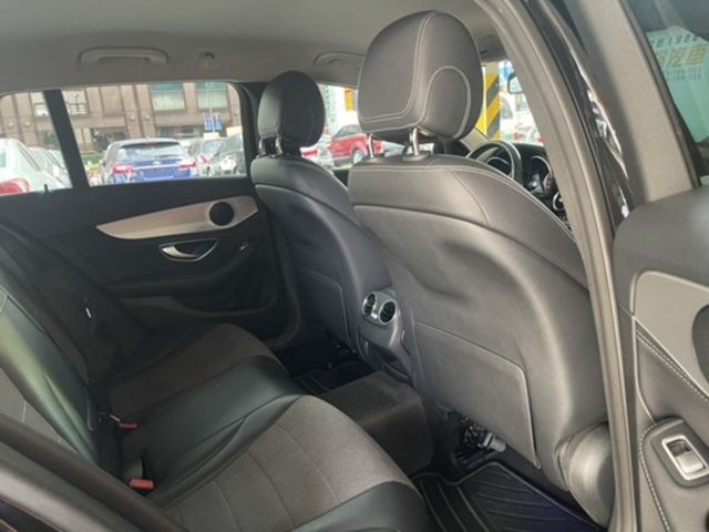 M-BENZ賓士 C250  第10張相片