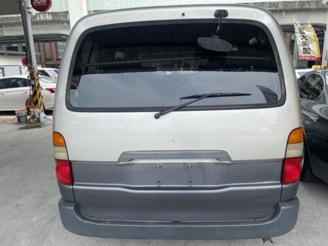TOYOTA豐田 HIACE  第9張相片