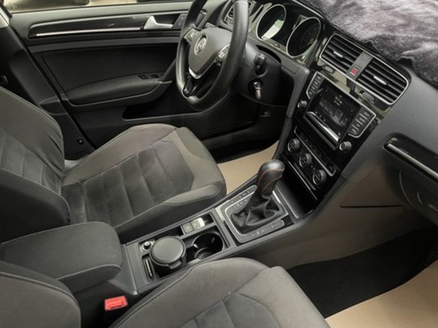VOLKSWAGEN福斯 GOLF  第11張相片