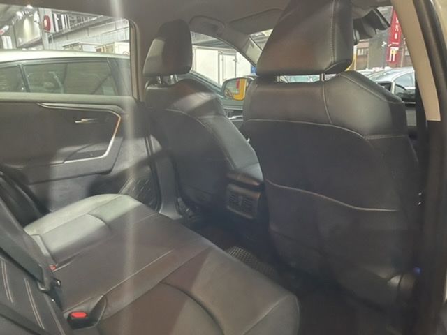 TOYOTA豐田 RAV4  第23張相片