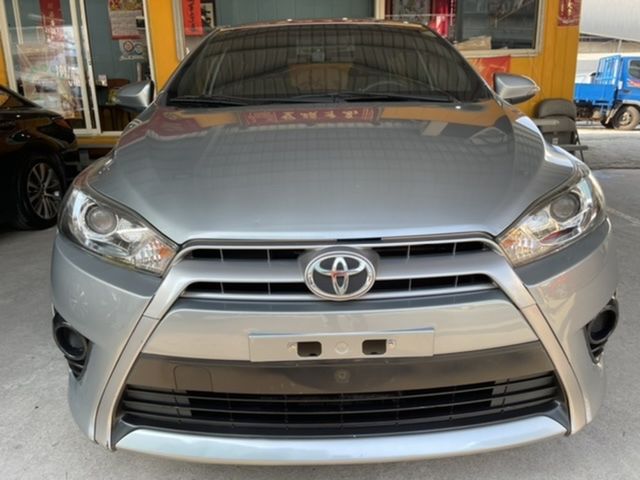 TOYOTA豐田 YARIS  第2張相片