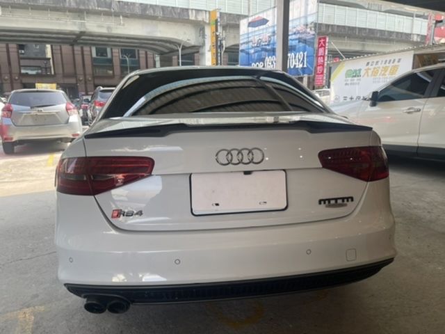 AUDI奧迪 A4  第12張相片