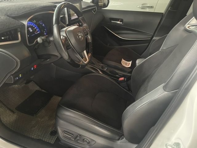 TOYOTA豐田 COROLLA SPORT  第5張相片