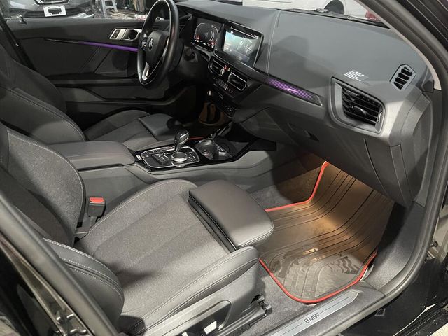 BMW寶馬 118  第9張相片