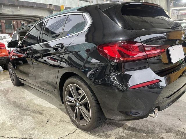 BMW寶馬 118  第13張相片