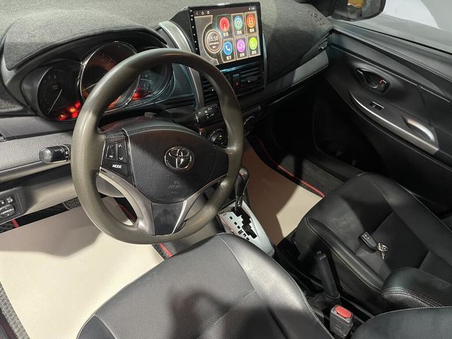 TOYOTA豐田 YARIS  第7張相片