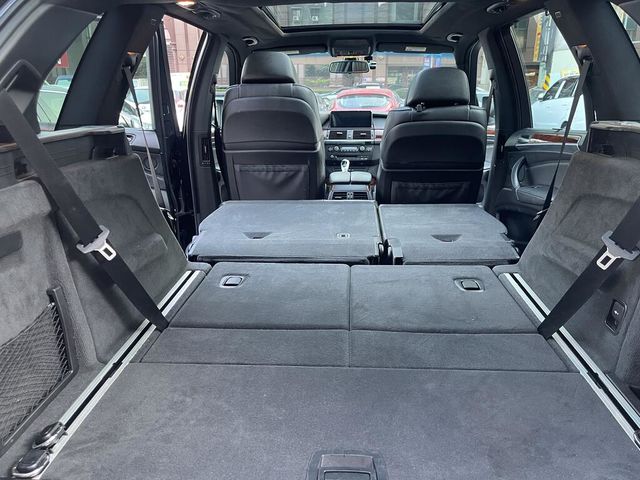 BMW寶馬 X5  第11張相片