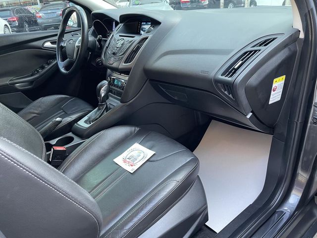 FORD福特 FOCUS  第7張相片