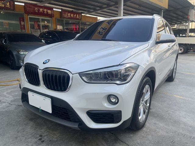 BMW寶馬 X1  第1張相片
