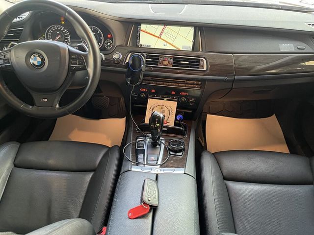 BMW寶馬 730D  第4張相片