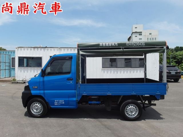 2020型 四輪傳動 手排 原鈑件 里程僅跑6萬 新安裝三面篷 有行車紀錄器  第3張相片