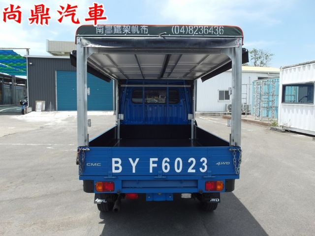 2020型 四輪傳動 手排 原鈑件 里程僅跑6萬 新安裝三面篷 有行車紀錄器  第5張相片
