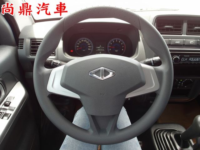 2020型 四輪傳動 手排 原鈑件 里程僅跑6萬 新安裝三面篷 有行車紀錄器  第16張相片