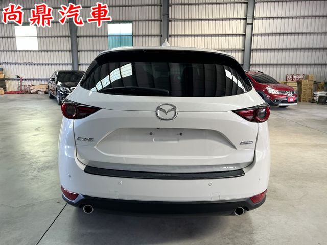 旗艦經典 全車原鈑件 BOSE音響 ACC跟車 車道偏離 電動尾門 免鑰匙 盲點 360環景 電動座椅 CARPLAY  第3張相片