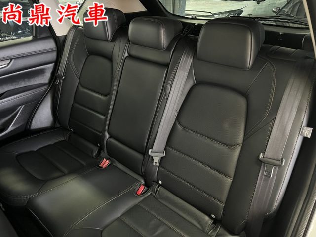 旗艦經典 全車原鈑件 BOSE音響 ACC跟車 車道偏離 電動尾門 免鑰匙 盲點 360環景 電動座椅 CARPLAY  第20張相片