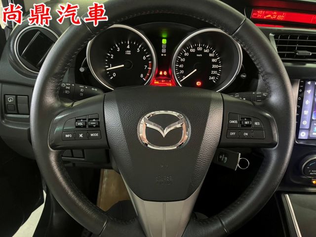 七人座 定速系統 安卓機  後座同步可觀看 倒車影像 後座出風口 行車紀錄器  第10張相片