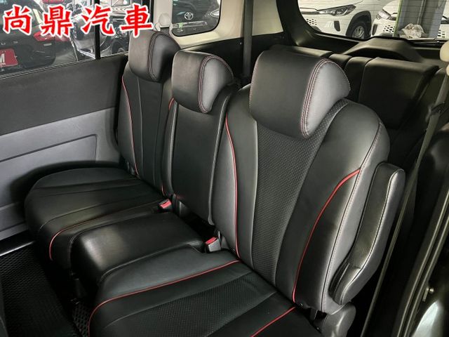 七人座 定速系統 安卓機  後座同步可觀看 倒車影像 後座出風口 行車紀錄器  第13張相片