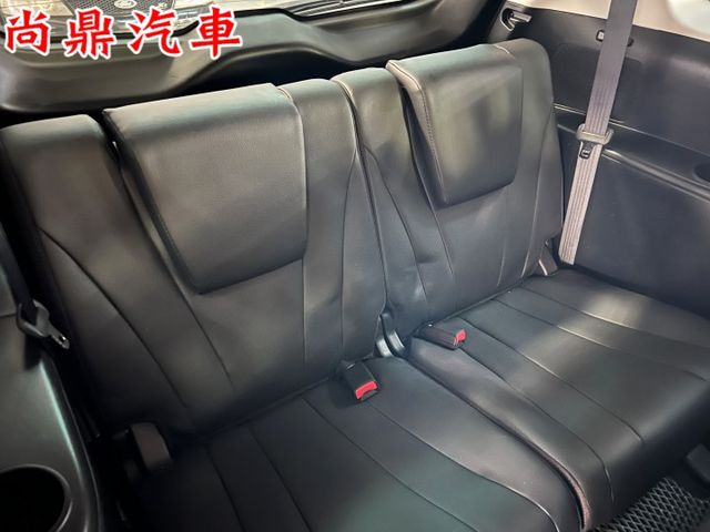 七人座 定速系統 安卓機  後座同步可觀看 倒車影像 後座出風口 行車紀錄器  第14張相片