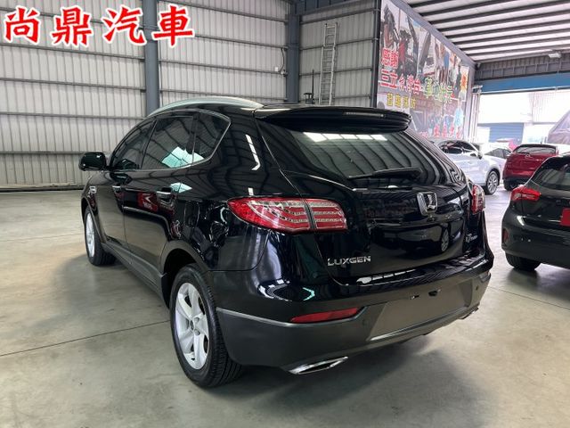 5+2人座 第三排座椅 四輪傳動 渦輪 電尾門 電動天窗 電動記憶椅 免鑰匙 環景顯影 JBL音響  第2張相片