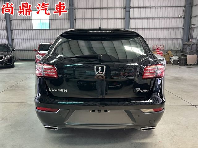 5+2人座 第三排座椅 四輪傳動 渦輪 電尾門 電動天窗 電動記憶椅 免鑰匙 環景顯影 JBL音響  第3張相片